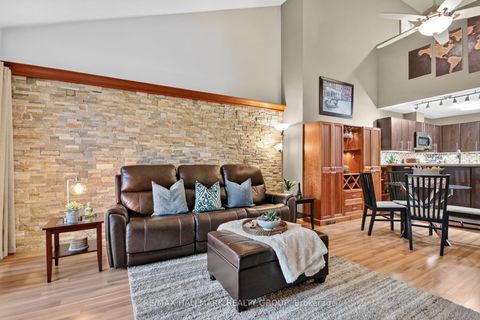 Photo 20 at 10E Daybreak Street, Nepean (Barrhaven East), Ottawa