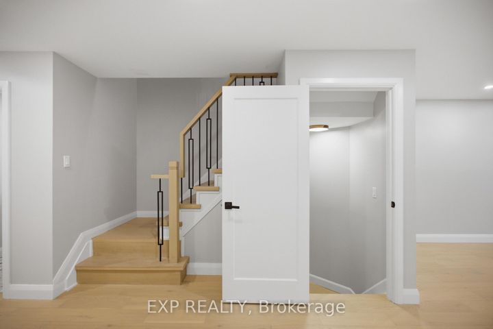 Photo 15 at 42 Antler Avenue, Nepean (On the Green), Ottawa