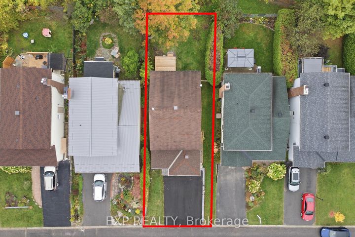 Photo 37 at 42 Antler Avenue, Nepean (On the Green), Ottawa