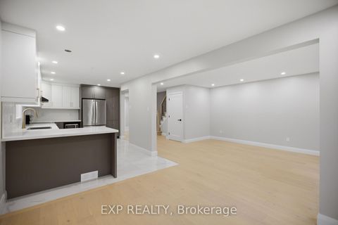 Photo 14 at 42 Antler Avenue, Nepean (On the Green), Ottawa