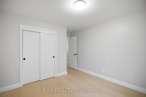 Photo 24 at 42 Antler Avenue, Nepean (On the Green), Ottawa