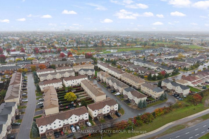 Photo 0 at 584 Simran Private, Nepean (Cedargrove/Fraserdale), Ottawa