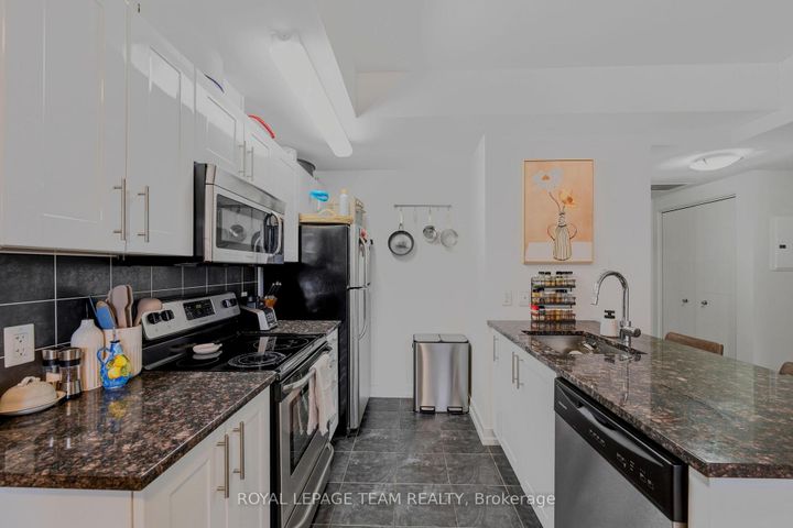Photo 9 at 407 - 179 Metcalfe Street, Ottawa Centre, Ottawa