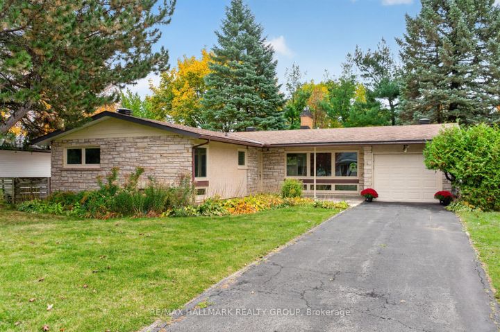 Photo 0 at 9 Cleadon Drive, Nepean (Crystal Beach), Ottawa