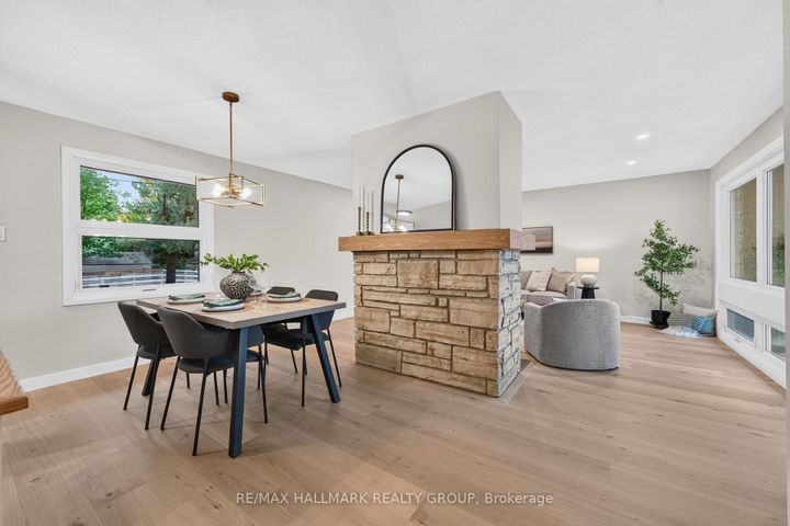 Photo 3 at 9 Cleadon Drive, Nepean (Crystal Beach), Ottawa
