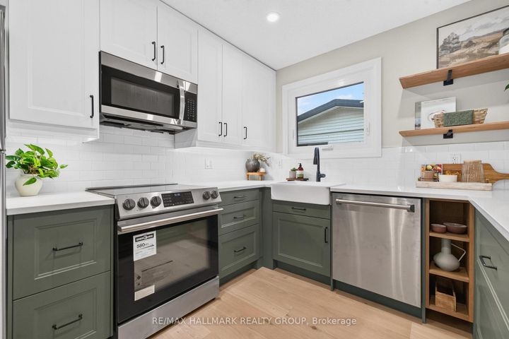 Photo 10 at 9 Cleadon Drive, Nepean (Crystal Beach), Ottawa