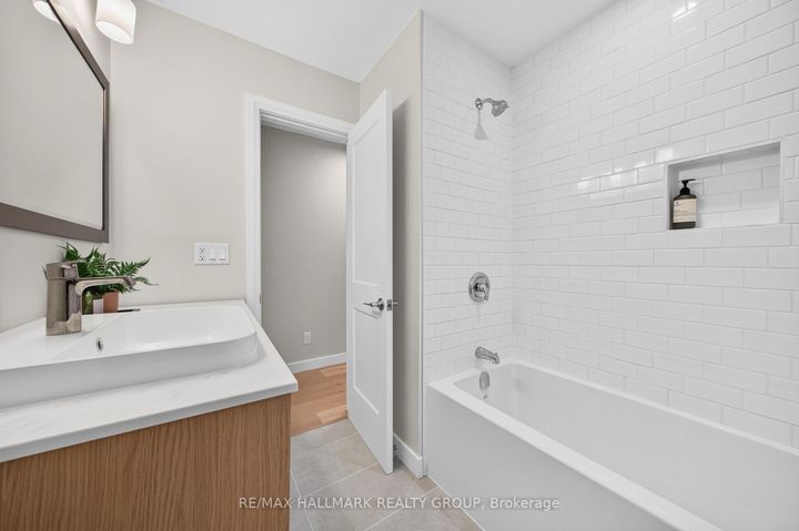 Photo 22 at 9 Cleadon Drive, Nepean (Crystal Beach), Ottawa