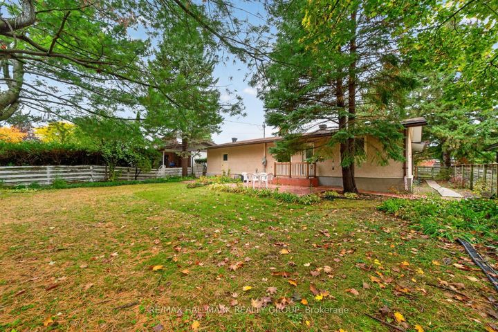 Photo 31 at 9 Cleadon Drive, Nepean (Crystal Beach), Ottawa