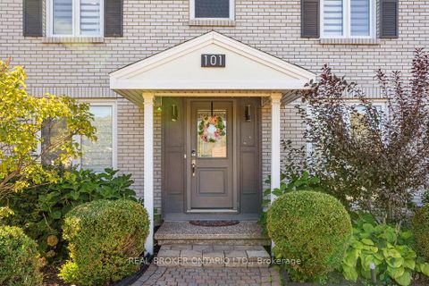 Photo 1 at 101 Queensline Drive, Nepean (Bruce Farm/Graham Park/Qualicum/Bellands), Ottawa