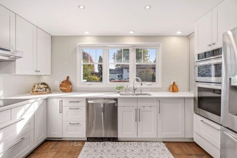 Photo 9 at 101 Queensline Drive, Nepean (Bruce Farm/Graham Park/Qualicum/Bellands), Ottawa