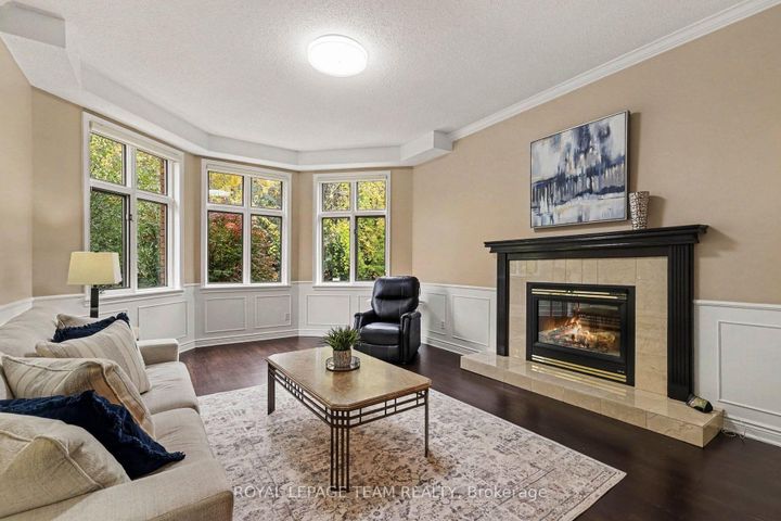 Photo 7 at 30 Spring Cress Drive, Nepean (Cedar Hill/Orchard Estates), Ottawa