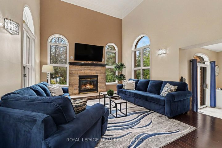 Photo 9 at 30 Spring Cress Drive, Nepean (Cedar Hill/Orchard Estates), Ottawa