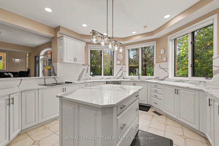 Photo 16 at 30 Spring Cress Drive, Nepean (Cedar Hill/Orchard Estates), Ottawa