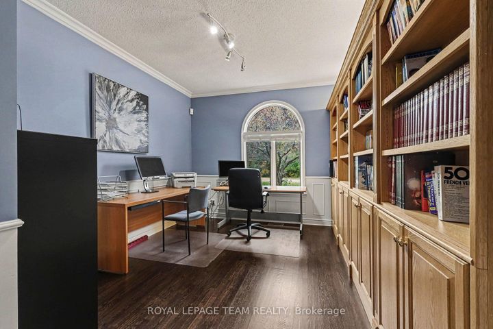 Photo 17 at 30 Spring Cress Drive, Nepean (Cedar Hill/Orchard Estates), Ottawa