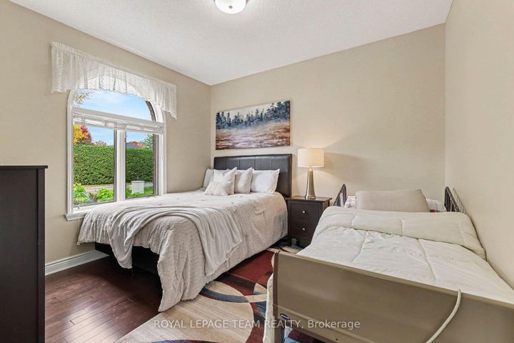 Photo 18 at 30 Spring Cress Drive, Nepean (Cedar Hill/Orchard Estates), Ottawa