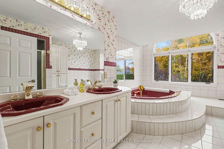 Photo 32 at 30 Spring Cress Drive, Nepean (Cedar Hill/Orchard Estates), Ottawa