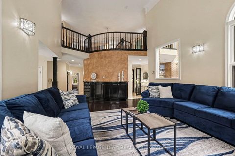 Photo 10 at 30 Spring Cress Drive, Nepean (Cedar Hill/Orchard Estates), Ottawa