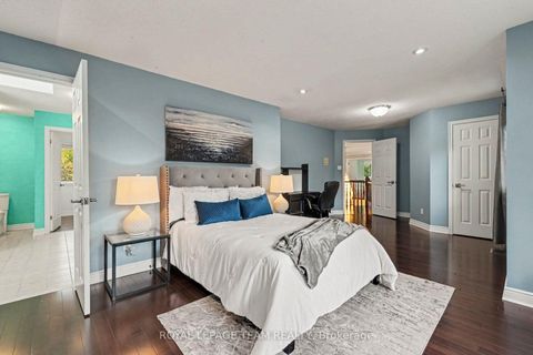 Photo 28 at 30 Spring Cress Drive, Nepean (Cedar Hill/Orchard Estates), Ottawa