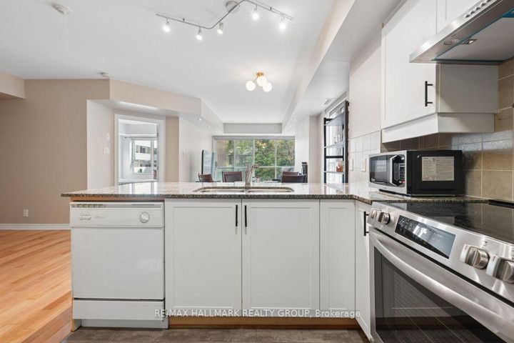 Photo 7 at 302 - 445 Laurier Avenue W, Ottawa Centre, Ottawa