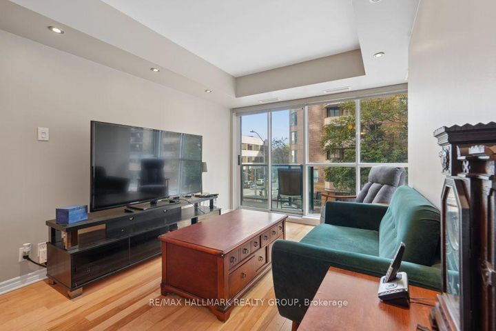 Photo 14 at 302 - 445 Laurier Avenue W, Ottawa Centre, Ottawa