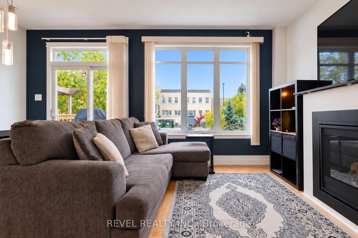 Photo 8 at 54 ENCORE Private, Nepean (City View/Skyline/Fisher Heights/Parkwood Hills), Ottawa