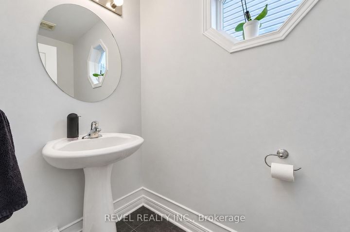 Photo 18 at 54 ENCORE Private, Nepean (City View/Skyline/Fisher Heights/Parkwood Hills), Ottawa