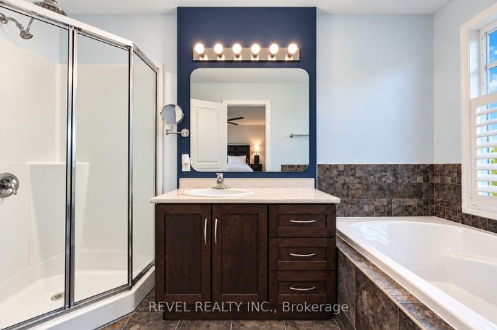 Photo 24 at 54 ENCORE Private, Nepean (City View/Skyline/Fisher Heights/Parkwood Hills), Ottawa