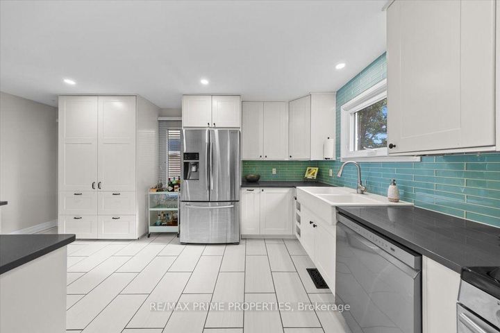 Photo 13 at 78 Fieldgate Drive, Nepean (Knollsbrook), Ottawa