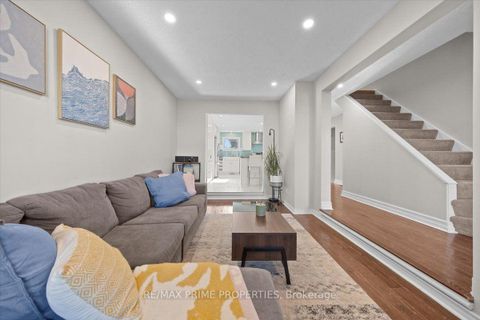 Photo 6 at 78 Fieldgate Drive, Nepean (Knollsbrook), Ottawa