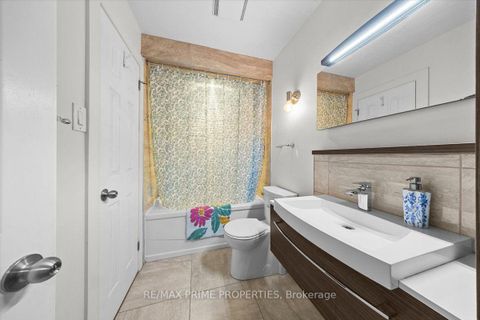 Photo 26 at 78 Fieldgate Drive, Nepean (Knollsbrook), Ottawa