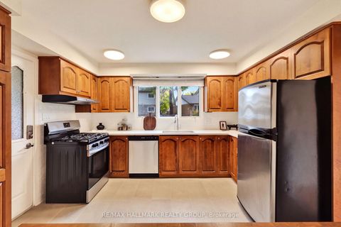 Photo 7 at 1038 Arnot Road, Nepean (Courtland Park), Ottawa