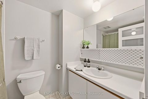 Photo 27 at 606 - 475 Laurier Avenue W, Ottawa Centre, Ottawa