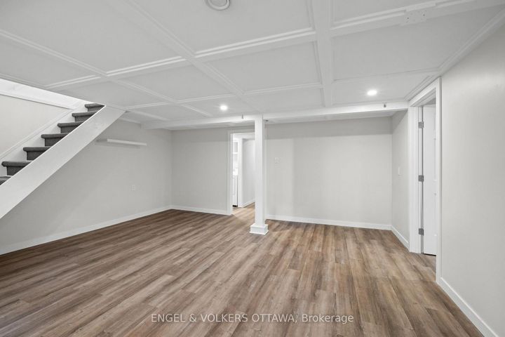 Photo 28 at 50 Solva Drive, Nepean (Crystal Beach), Ottawa