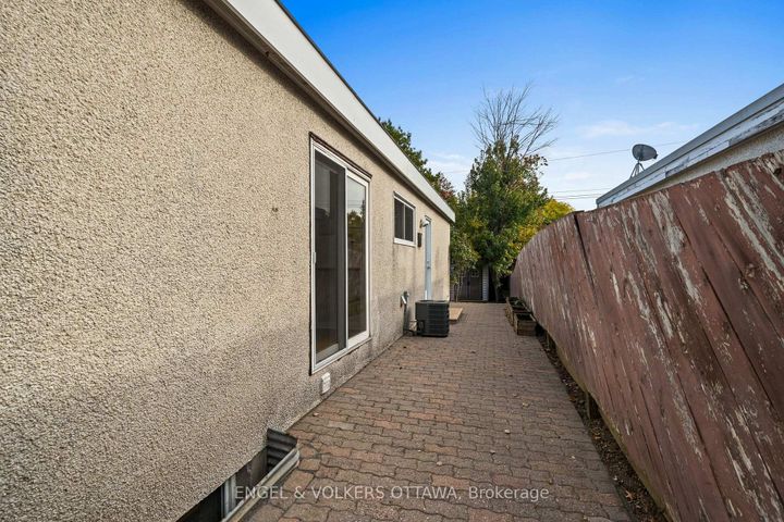 Photo 39 at 50 Solva Drive, Nepean (Crystal Beach), Ottawa