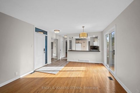 Photo 8 at 50 Solva Drive, Nepean (Crystal Beach), Ottawa