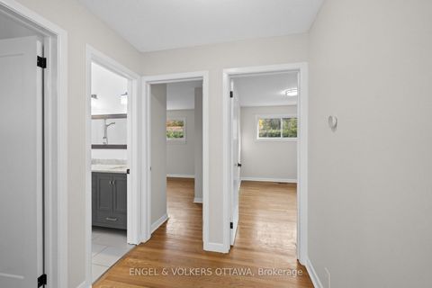 Photo 18 at 50 Solva Drive, Nepean (Crystal Beach), Ottawa