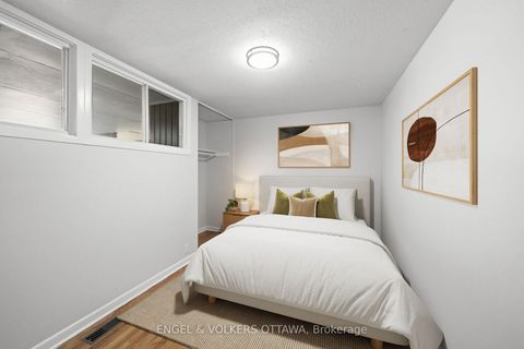 Photo 26 at 50 Solva Drive, Nepean (Crystal Beach), Ottawa