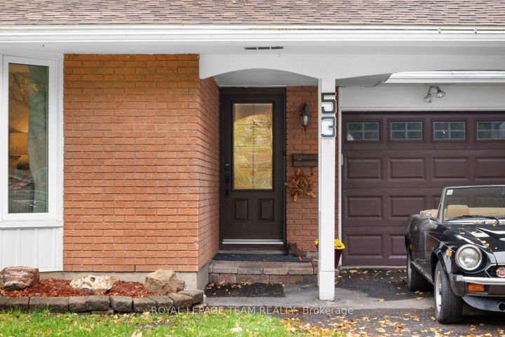 Photo 1 at 53 Meadowbank Drive, Nepean (Briargreen), Ottawa