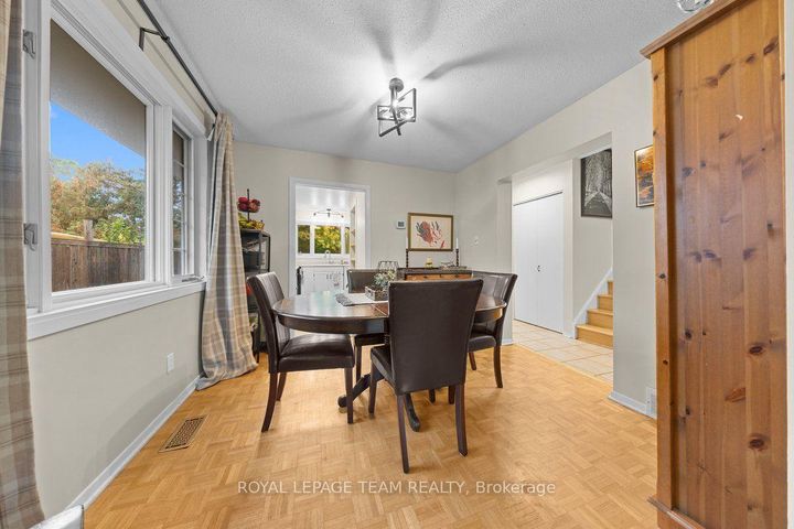 Photo 9 at 53 Meadowbank Drive, Nepean (Briargreen), Ottawa