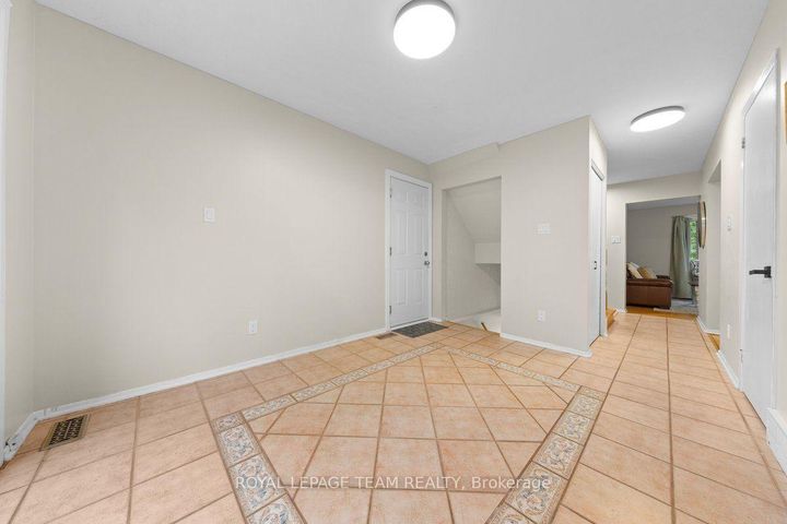 Photo 17 at 53 Meadowbank Drive, Nepean (Briargreen), Ottawa
