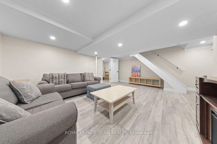 Photo 31 at 53 Meadowbank Drive, Nepean (Briargreen), Ottawa