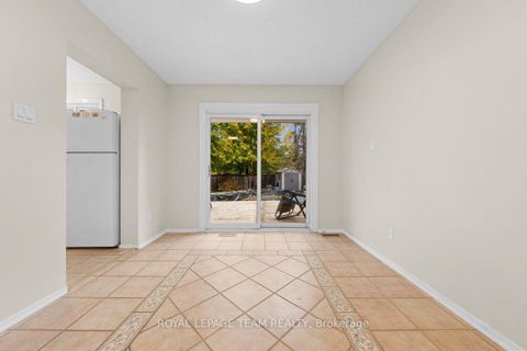Photo 19 at 53 Meadowbank Drive, Nepean (Briargreen), Ottawa
