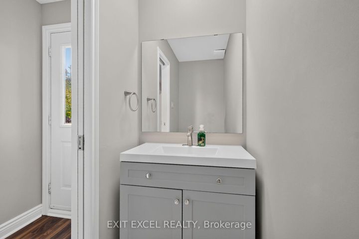 Photo 20 at 2712 Baseline Road, Nepean (Leslie Park), Ottawa
