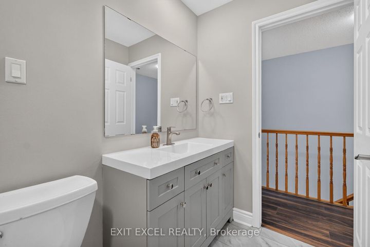 Photo 33 at 2712 Baseline Road, Nepean (Leslie Park), Ottawa
