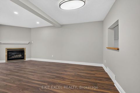 Photo 13 at 2712 Baseline Road, Nepean (Leslie Park), Ottawa