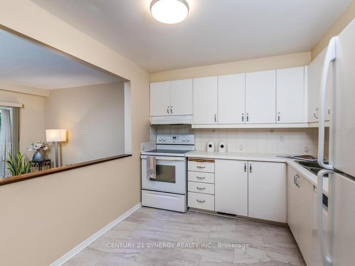 Photo 11 at 80 - 22C Maple Ridge Crescent, Nepean (Pheasant Run), Ottawa