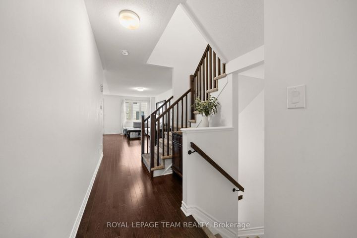 Photo 4 at 91 Mesa Drive, Nepean (Half Moon Bay), Ottawa