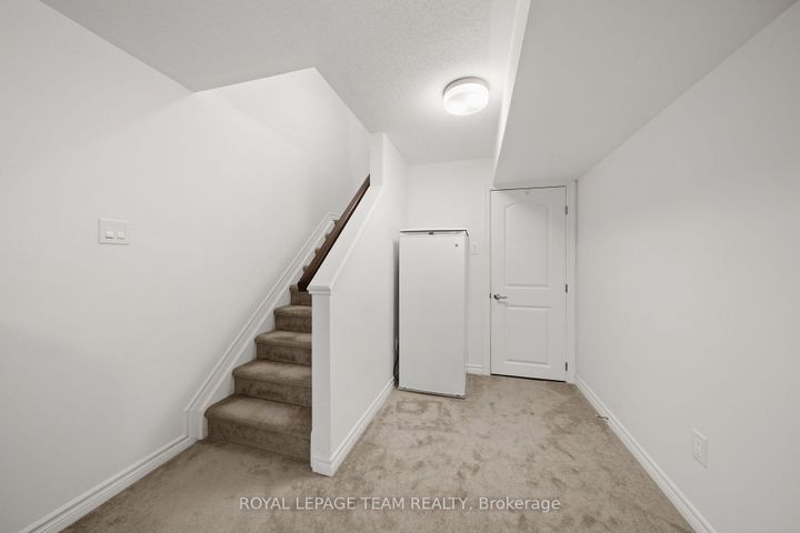 Photo 17 at 91 Mesa Drive, Nepean (Half Moon Bay), Ottawa