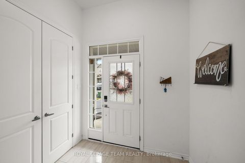 Photo 2 at 91 Mesa Drive, Nepean (Half Moon Bay), Ottawa