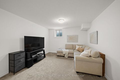 Photo 30 at 91 Mesa Drive, Nepean (Half Moon Bay), Ottawa